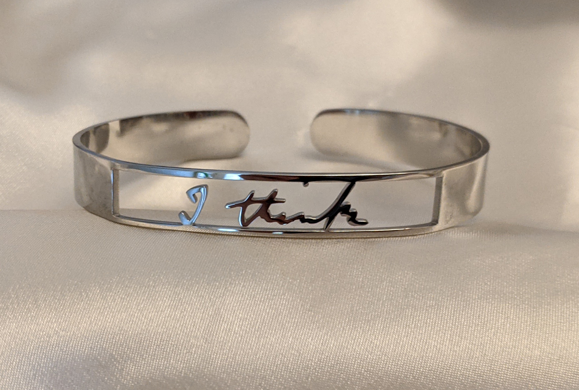 Atheist Humanist Charles Darwin ＂I think＂ cuff bracelet in silver